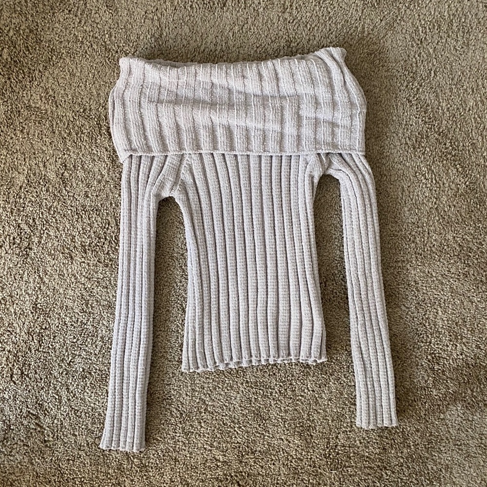 Missguided Gray Off the shoulder sweater Size 0